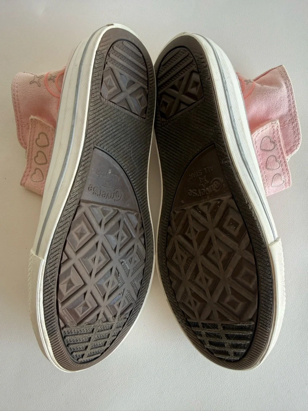 Converse Chuck Taylor All Star Love Hearts Pink High Top Sneakers Youth 3 Women5